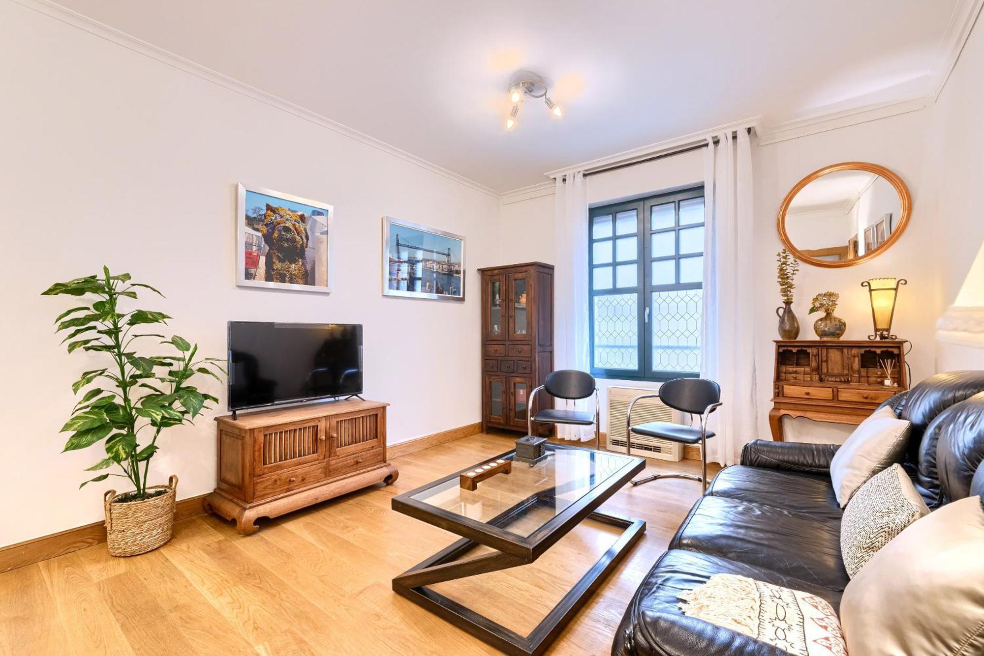 Vivienda Turistica Acogedora Y Elegante En Irala Lägenhet Bilbao Exteriör bild